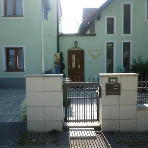 Gartenpension Prosl Apartment Wien